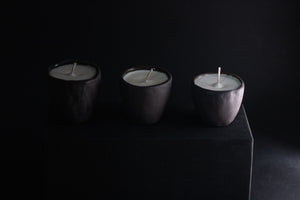 Rankų darbo sojų vaško kvapioji žvakė "Nr.4 URANAS" (midi)