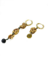 Įkelti vaizdą į galerijos peržiūros priemonę, Black porcelain long earrings PIECES OF GOLD