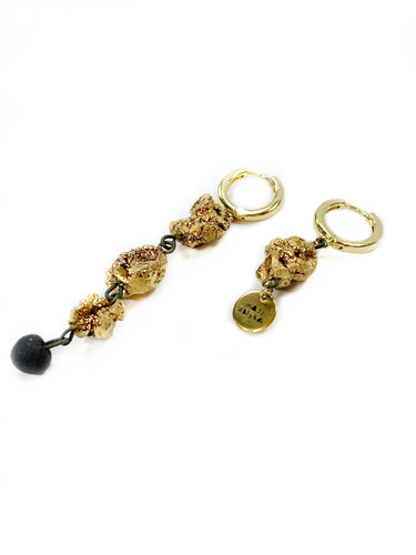 Black porcelain long earrings PIECES OF GOLD