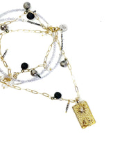 Įkelti vaizdą į galerijos peržiūros priemonę, THE MOON Tarot necklace with black porcelain beads