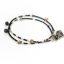 Įkelti vaizdą į galerijos peržiūros priemonę, Minimalistic necklace - bracelet with black porcelain pendants