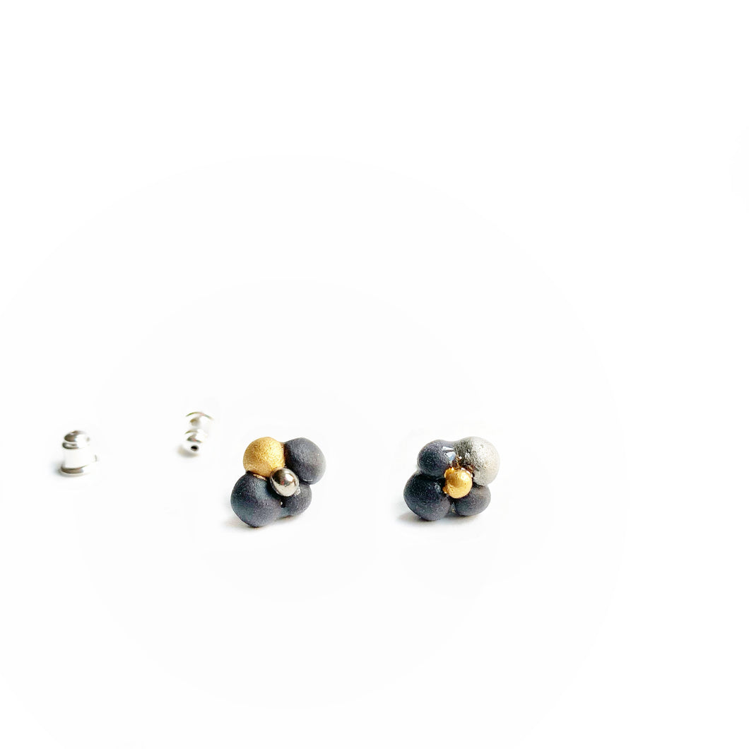 Black porcelain stud earrings 