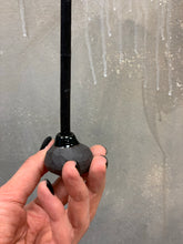 Įkelti vaizdą į galerijos peržiūros priemonę, Dark ceramic thin candle holder FIG. Dark blue, faceted