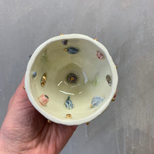 Įkelti vaizdą į galerijos peržiūros priemonę, Ceramic bowl with flowers MOTHER2 (made to order)