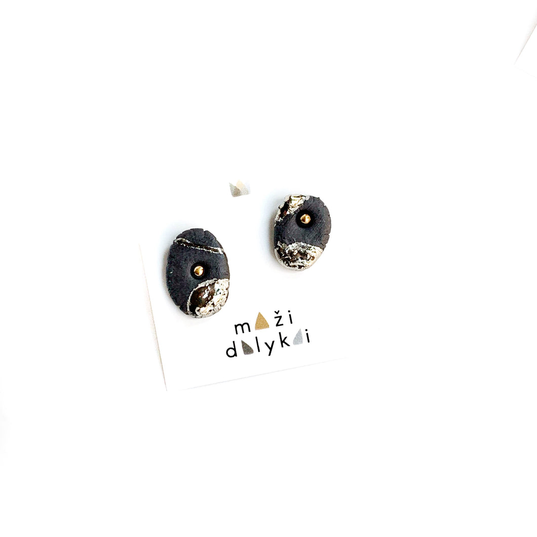 Black porcelain minimal style earrings CHIPS
