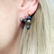 Įkelti vaizdą į galerijos peržiūros priemonę, Eclectic black porcelain earrings VIRUS