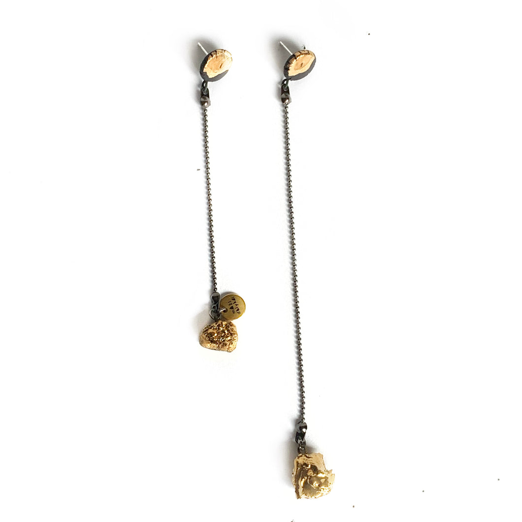 Black porcelain gold plated asymmetric earrings 