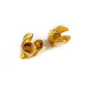 Golden flowers black porcelain earrings (midi)