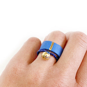 Blue lazurit beaded ring with a blue porcelain bubble VINCENT