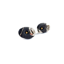 Įkelti vaizdą į galerijos peržiūros priemonę, Black porcelain minimal style earrings CHIPS