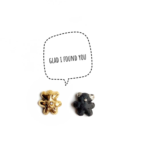 Black porcelain stud earrings BLACK HUGS & GOLDEN KISSES